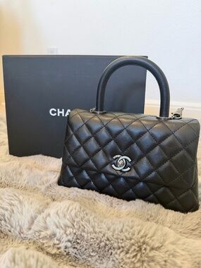 Coco Caviar Black Quilted Small Top Handle Bag with Strap EUC